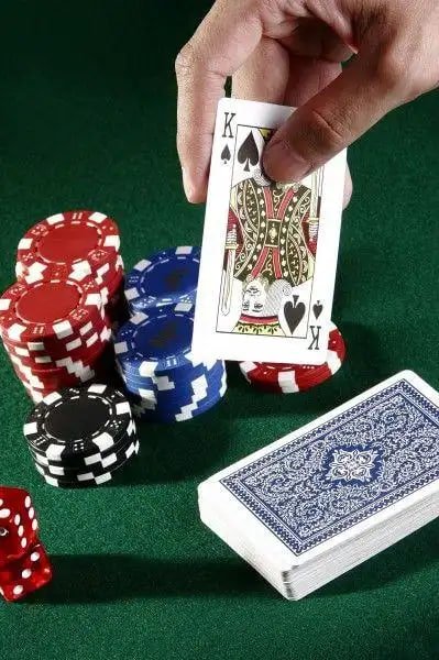 Pengguna mobile membuka Blackjack masterbet